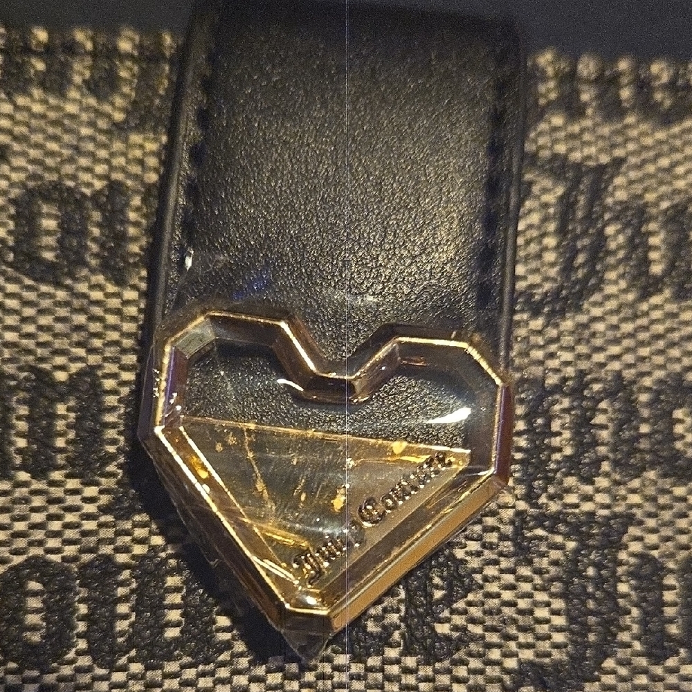 Juicy Couture Black and Cream Wallet with Heart Charm - Picture 2 of 5